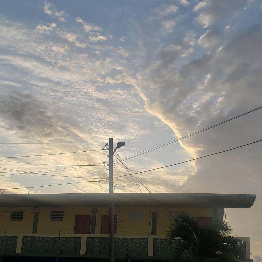 Pal'S On The Beach - Dangriga, Belize Екстериор снимка